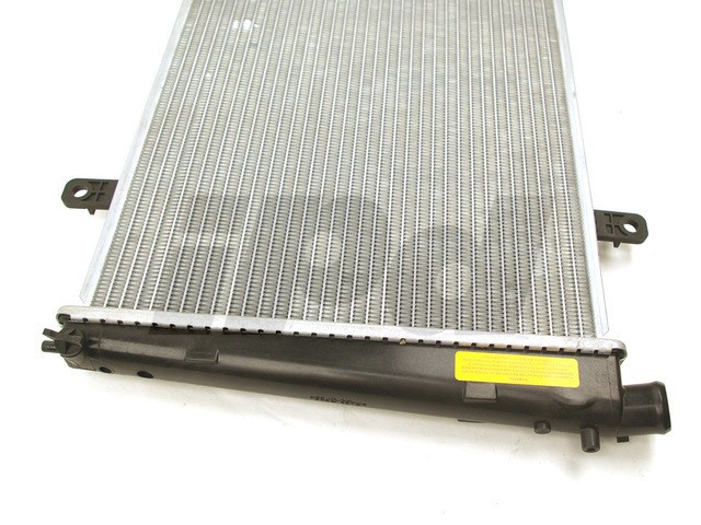 Details about   Aluminum Core Cooling Radiator OE Replacement for 00-04 Volvo S40/V40 dpi-2400 